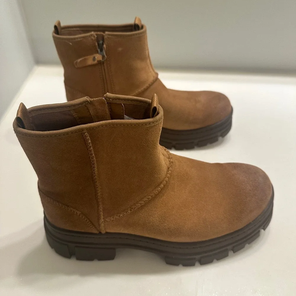 UGG Ashton Ankle Boots Chestnut Brown Suede Waterproof Lug Sole 1135017 Mens 7